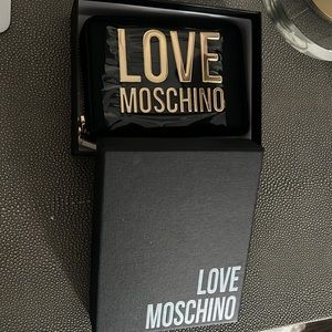 Love Moshino wallet brand new
